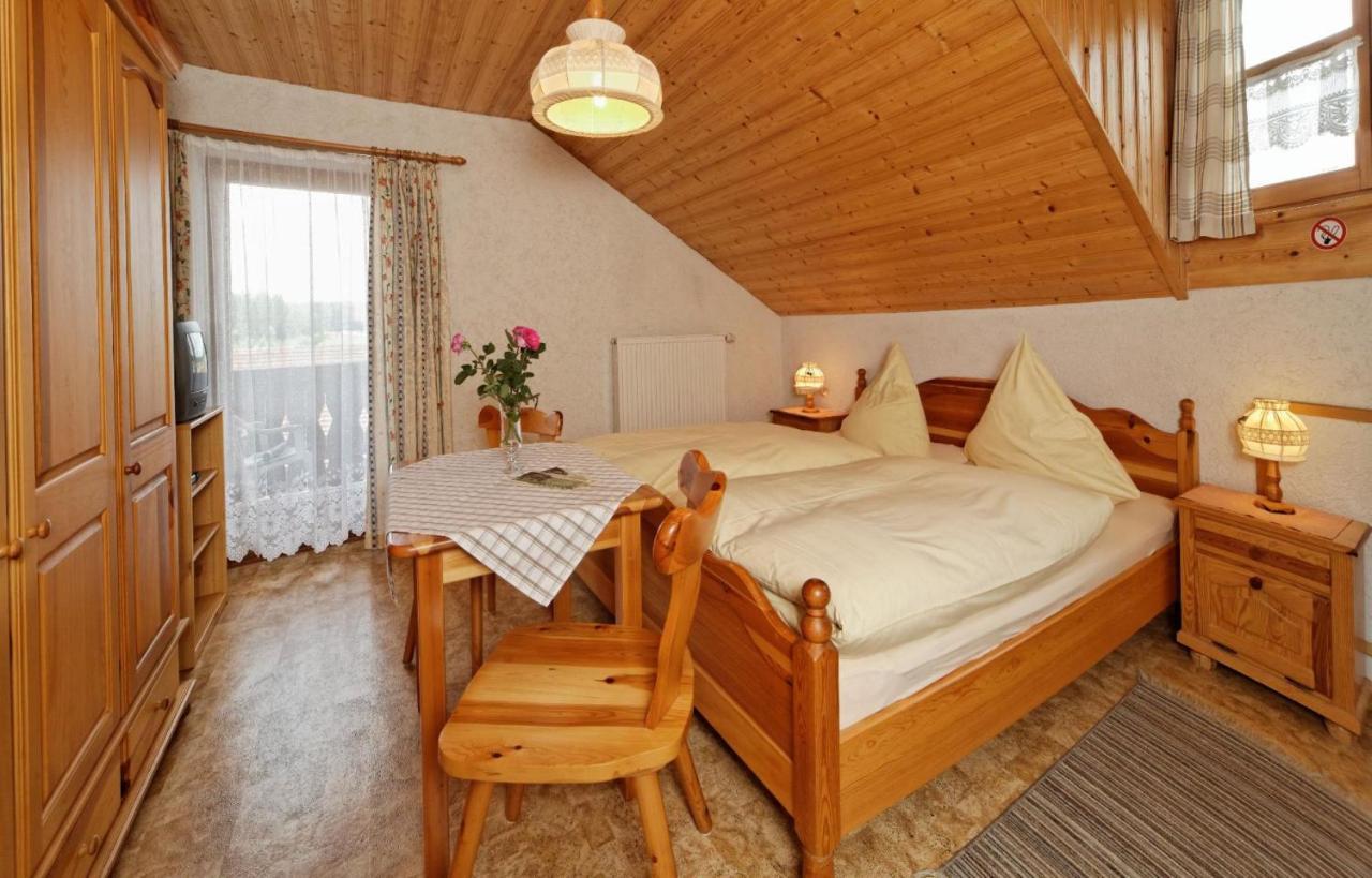 Pension Wiesengrund Нойшёнау Экстерьер фото